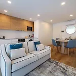Daire Tiles 23 Luxury & Parking By Sweet