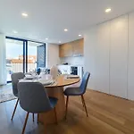 Tiles 23 Luxury & Parking By Sweet