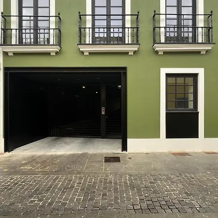 Tiles 23 Luxury & Parking By Sweet