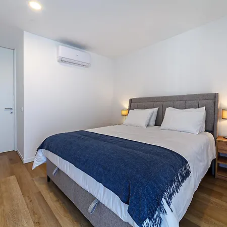 Tiles 23 Luxury & Parking By Sweet * アヴェイロ