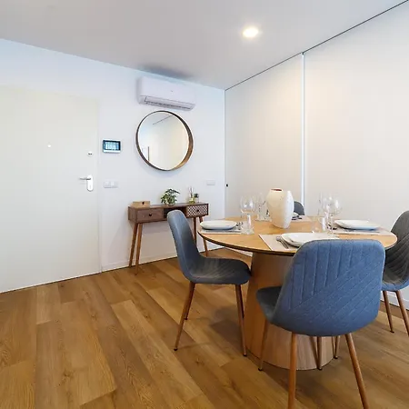 Tiles 23 Luxury & Parking By Sweet * アヴェイロ