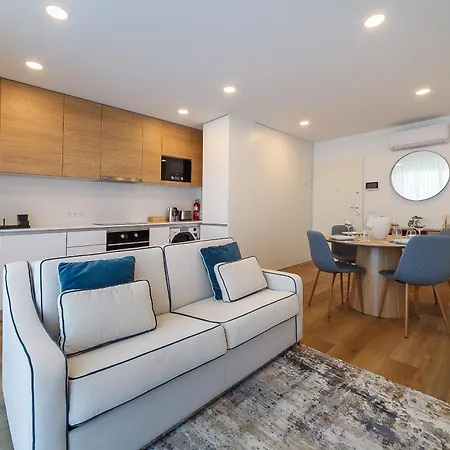 アパート Tiles 23 Luxury & Parking By Sweet