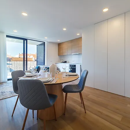 Tiles 23 Luxury & Parking By Sweet