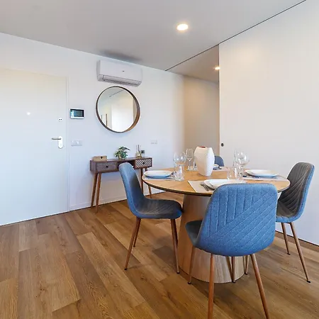 アパート Tiles 23 Luxury & Parking By Sweet アヴェイロ