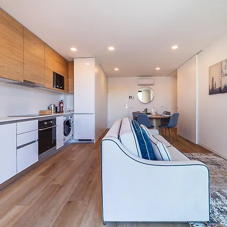 Tiles 23 Luxury & Parking By Sweet アパート *