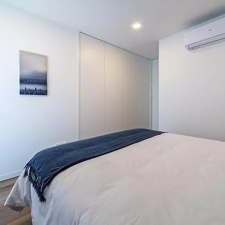 アパート Tiles 23 Luxury & Parking By Sweet *