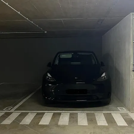 Tiles 23 Luxury & Parking By Sweet شقة أفيرو