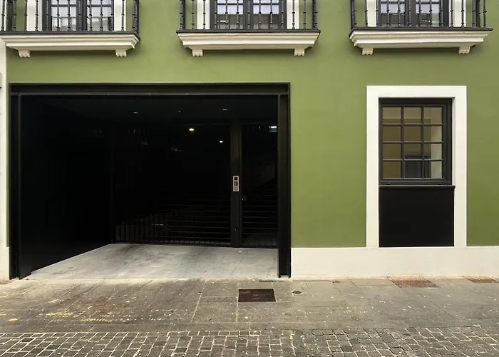 Tiles 23 Luxury & Parking By Sweet