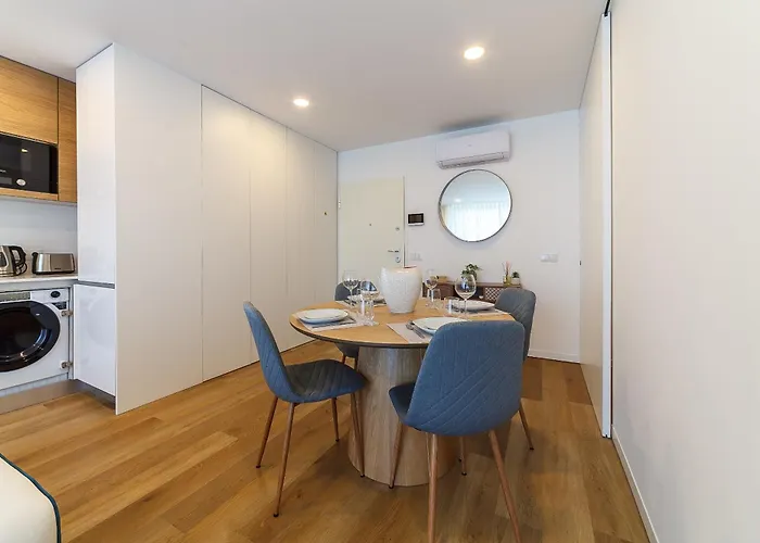 Apartment Tiles 23 Luxury & Parking By Sweet Aveiro