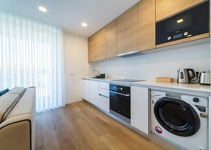 Apartment Tiles 23 Luxury & Parking By Sweet Aveiro