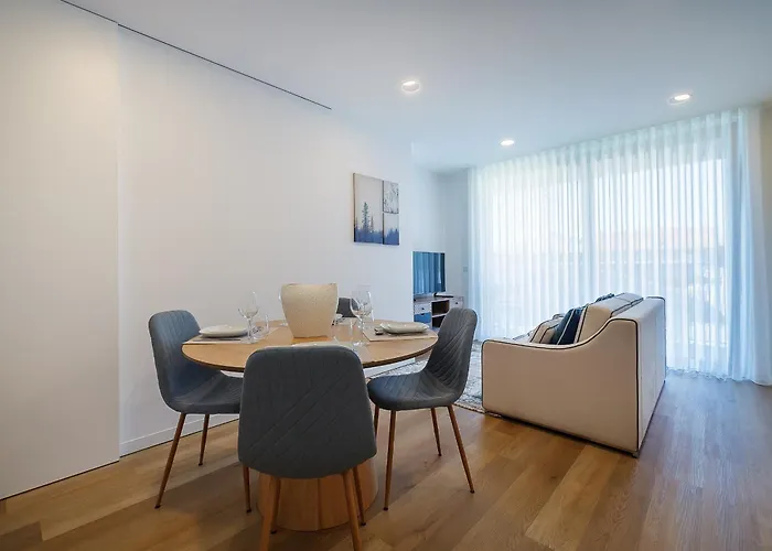 Apartment Tiles 23 Luxury & Parking By Sweet *